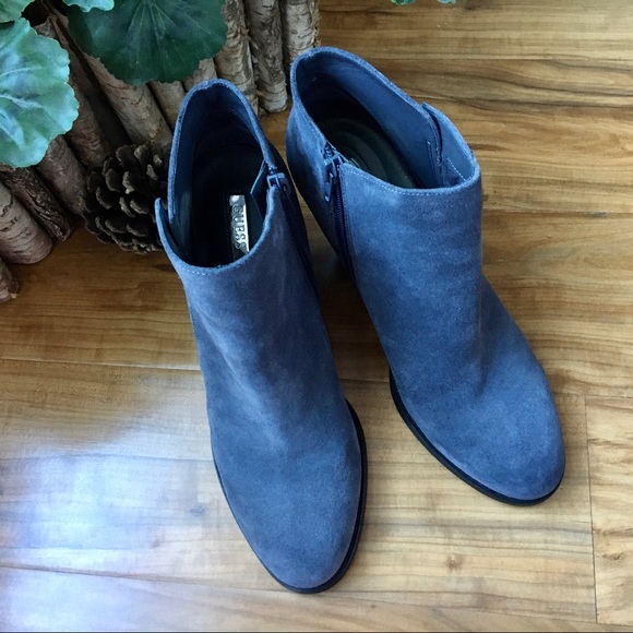 Guess Gray Suede Booties- Sz 9.5 - Picture 2 of 5
